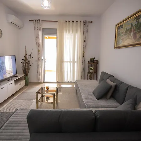 Appartement Sunny And Spacious In Orikum