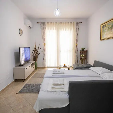 Appartement Sunny And Spacious In Orikum